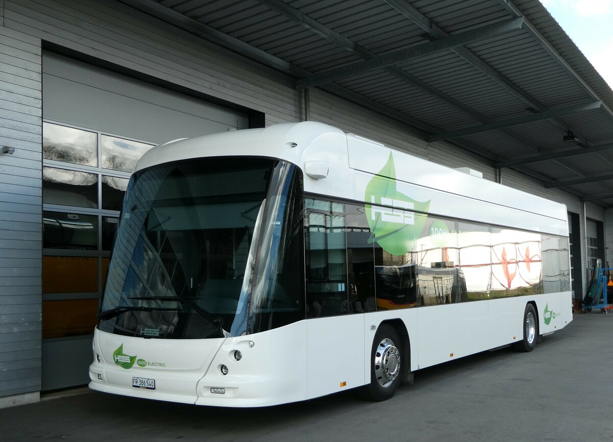 (248'197) - Interbus, Kerzers - FR 386'540 - Hess (ex Vorfhrfahrzeug Hess) am 8. April 2023 in Kerzers, Interbus