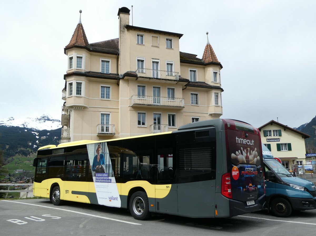 (248'969) - STI Thun - Nr. 179/BE 752'179 - Mercedes am 21. April 2023 beim Bahnhof Grindelwald