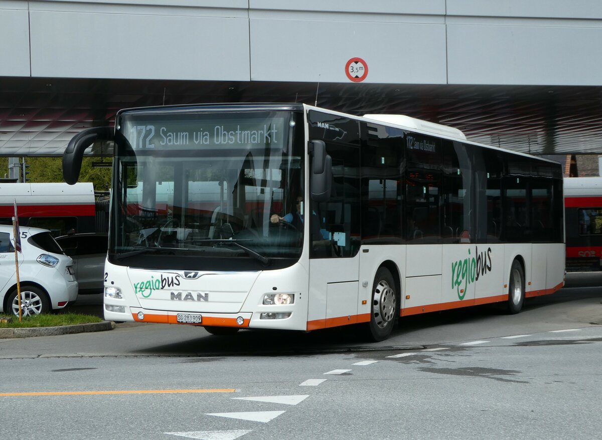(249'141) - Regiobus, Gossau - Nr. 2/SG 283'909 - MAN am 25. April 2023 beim Bahnhof Herisau