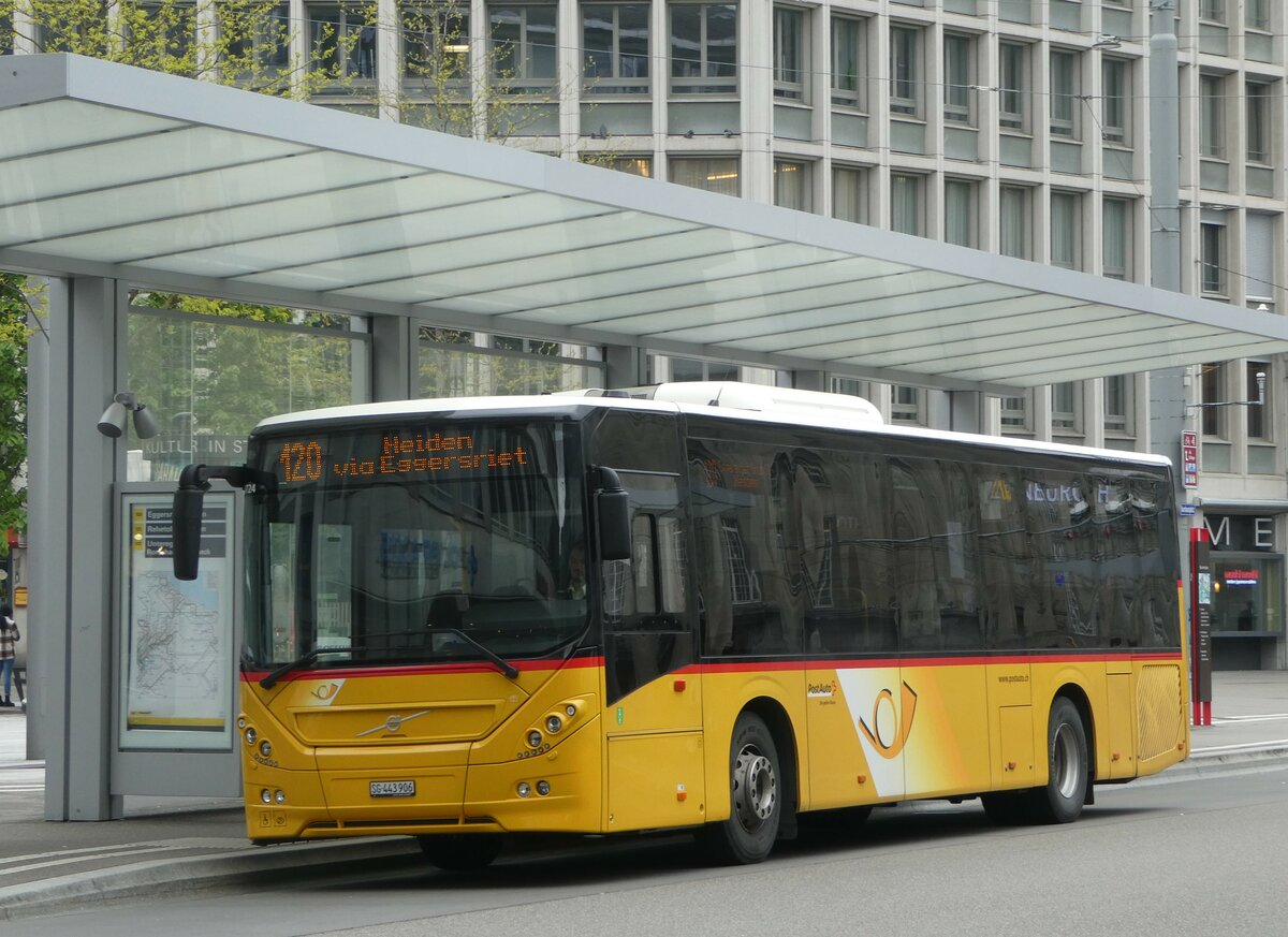 (250'053) - PostAuto Ostschweiz - SG 443'906/PID 10'724 - Volvo am 16. Mai 2023 beim Bahnhof St. Gallen
