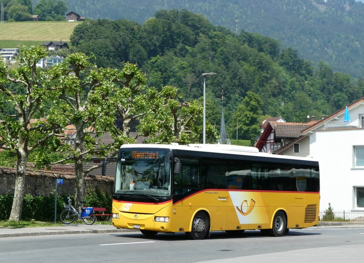 (250'867) - PostAuto Zentralschweiz - Nr. 406/OW 10'006/PID 5538 - Irisbus (ex Nr. 3; ex Dillier, Sarnen Nr. 3) am 1. Juni 2023 beim Bahnhof Sarnen