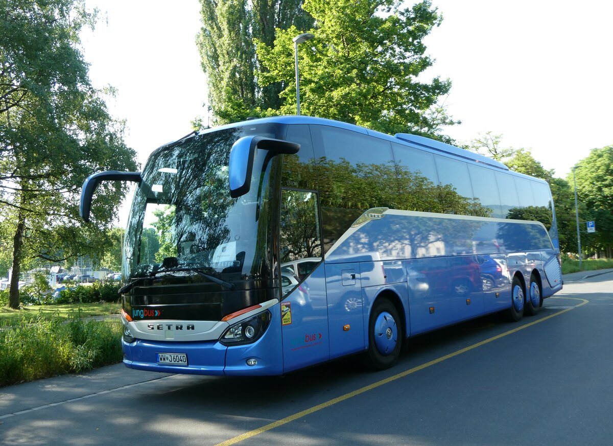 (251'359) - Aus Deutschland: Jung Bus, Hachenburg - WW-J 6040 - Setra am 11. Juni 2023 in Thun, Lachen