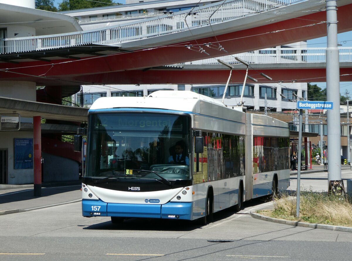 (251'441) - VBZ Zrich - Nr. 157 - Hess/Hess Gelenktrolleybus am 13. Juni 2023 in Zrich, Bucheggplatz