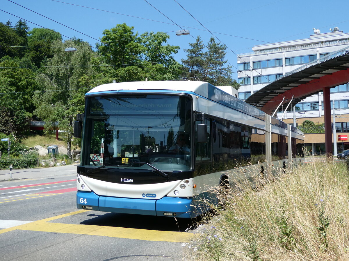 (251'458) - VBZ Zrich - Nr. 64 - Hess/Hess Doppelgelenktrolleybus am 13. Juni 2023 in Zrich, Bucheggplatz