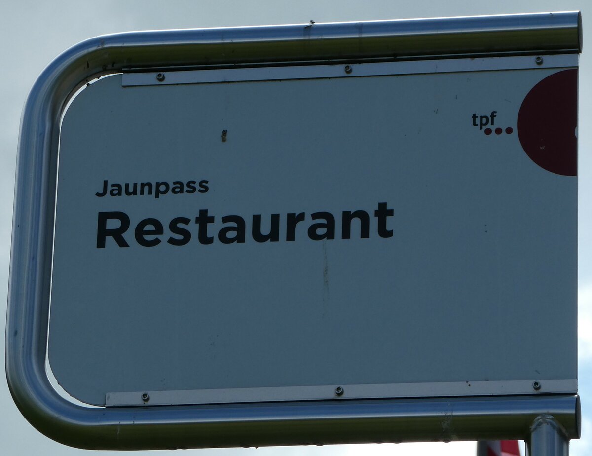 (252'171) - tpf-Haltestellenschild - Jaunpass, Restaurant - am 1. Juli 2023