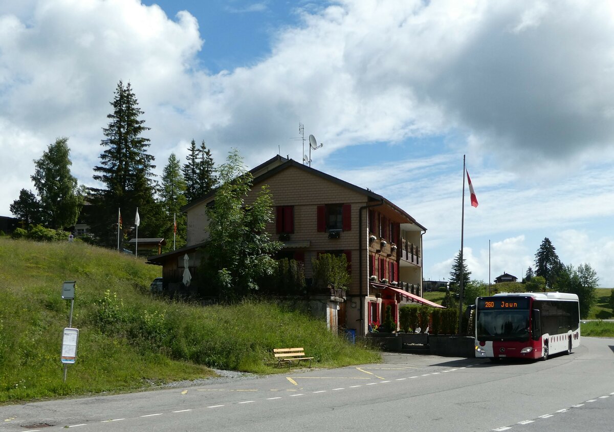 (252'173) - TPF Fribourg - Nr. 1025/FR 300'338 - Mercedes am 1. Juli 2023 in Jaunpass, Restaurant