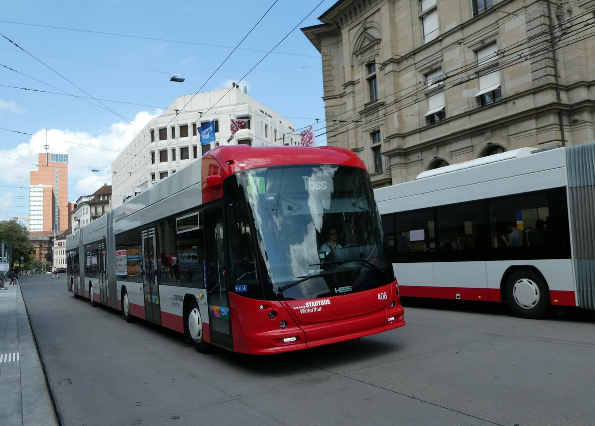 (252'312) - SW Winterthur - Nr. 408 - Hess/Hess Doppelgelenktrolleybus am 2. Juli 2023 beim Hauptbahnhof Winterthur