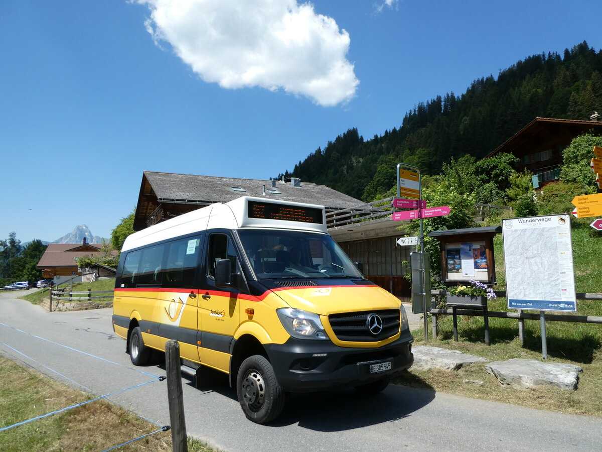 (252'616) - Kbli, Gstaad - BE 305'545/PID 10'890 - Mercedes am 11. Juli 2023 in Turbach, Post