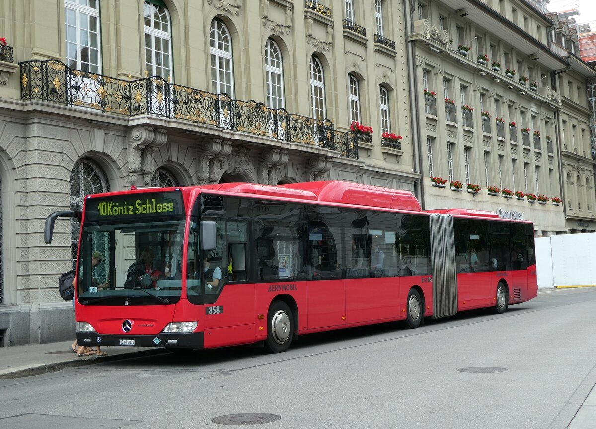 (252'944) - Bernmobil, Bern - Nr. 858/BE 671'858 - Mercedes am 24. Juli 2023 in Bern, Bundesplatz