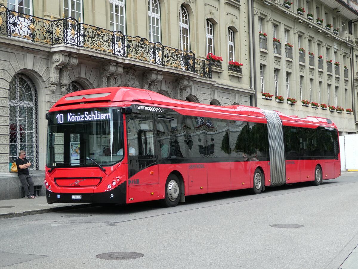 (252'945) - Bernmobil, Bern - Nr. 221/BE 881'221 - Volvo am 24. Juli 2023 in Bern, Bundesplatz