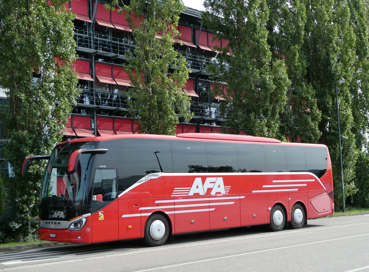 (254'745) - Aus der Schweiz: AFA Adelboden - Nr. 16/BE 21'181 - Setra am 3. September 2023 in Wittenberg, Parkplatz