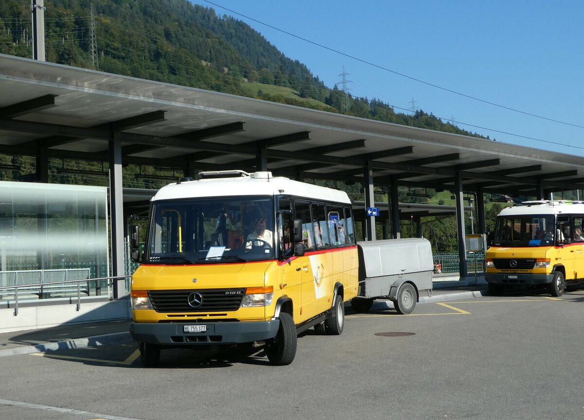 (255'042) - PostAuto Bern - BE 755'377/PID 5683 - Mercedes/Kusters am 10. September 2023 beim Bahnhof Reichenbach