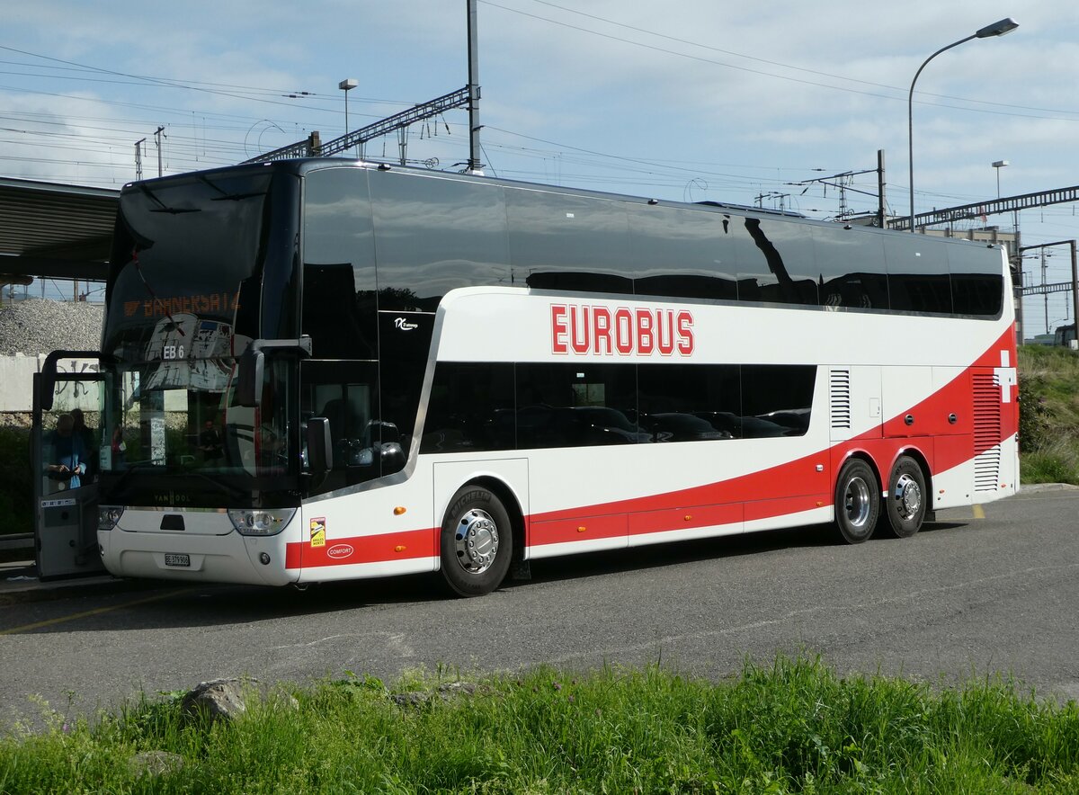 (255'708) - Eurobus, Bern - Nr. 6/BE 379'906 - Van Hool am 30. September 2023 in Biel, Car Terminal