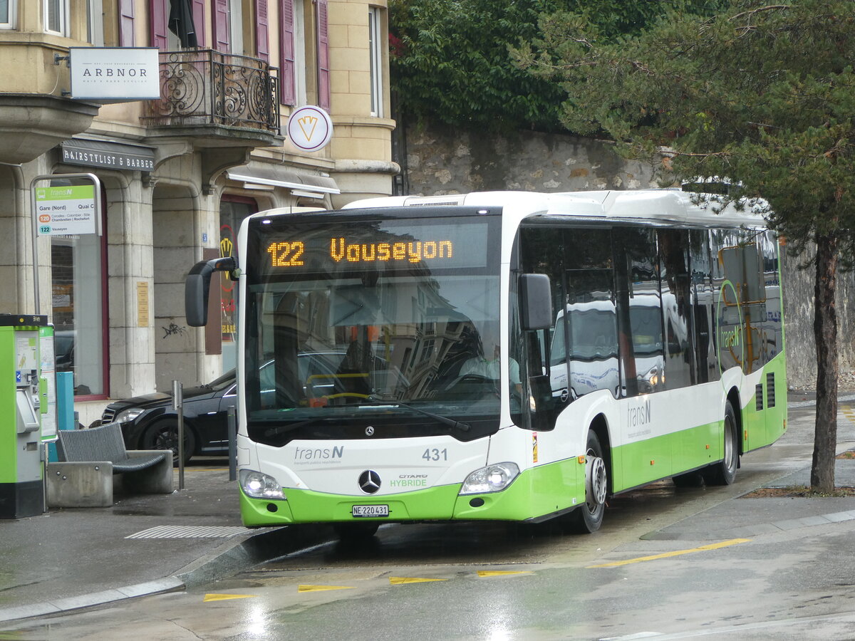 (256'167) - transN, La Chaux-de-Fonds - Nr. 431/NE 220'431 - Mercedes am 19. Oktober 2023 beim Bahnhof Neuchtel