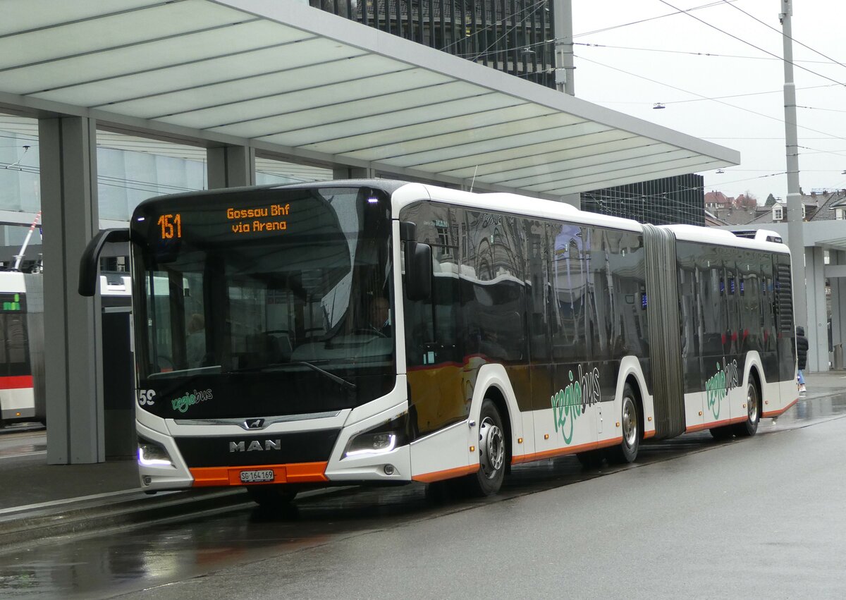 (257'286) - Regiobus, Gossau - Nr. 59/SG 164'169 - MAN (ex AHW Horgen Nr. 614) am 28. November 2023 beim Bahnhof St. Gallen