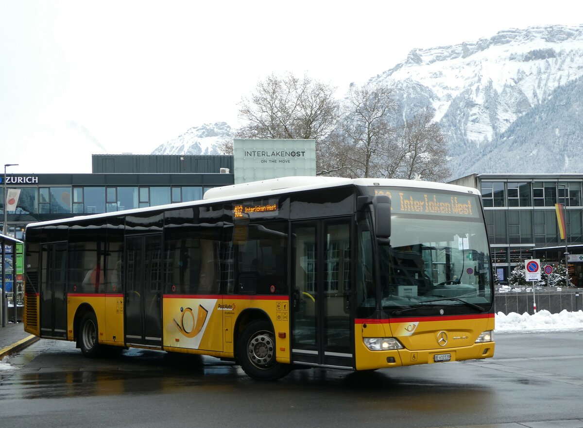 (257'443) - PostAuto Bern - BE 610'539/PID 5270 - Mercedes (ex BE 700'281; ex Schmocker, Stechelberg Nr. 2) am 4. Dezember 2023 beim Bahnhof Interlaken Ost