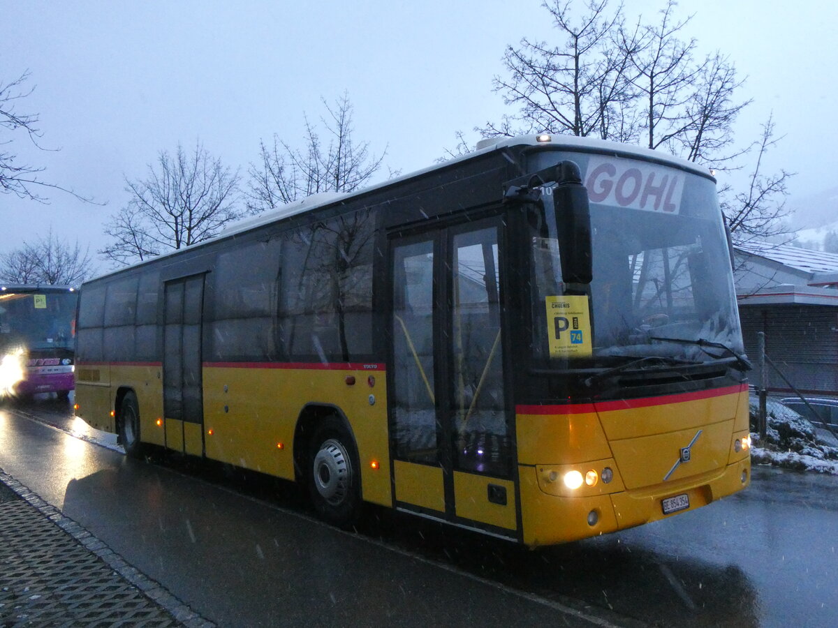 (258'158) - Gohl, Herzogenbuchsee - BE 854'354 - Volvo (ex Rojoma, Schftland; ex Schmidt, Oberbren PID 5103) am 6. Januar 2024 beim Bahnhof Frutigen