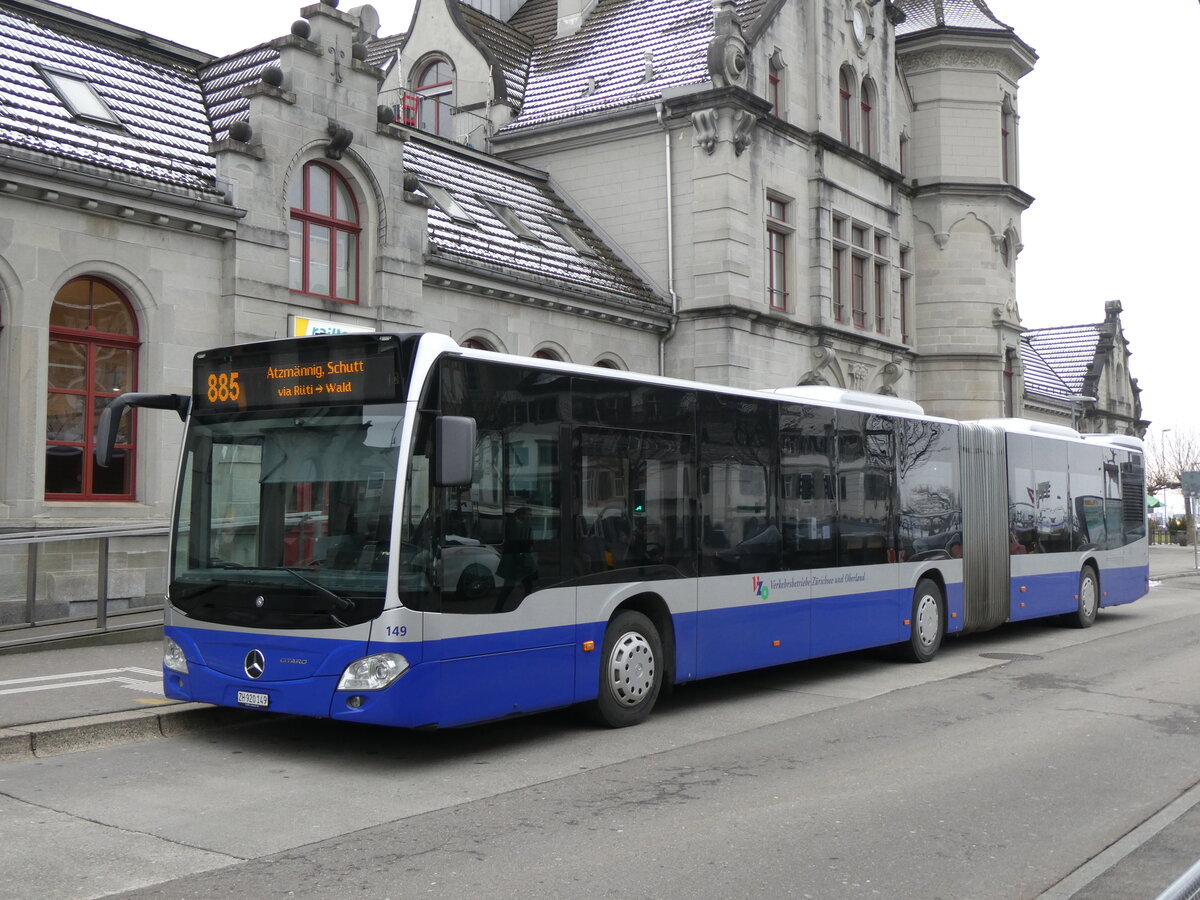 (258'673) - VZO Grningen - Nr. 149/ZH 920'149 - Mercedes am 13. Januar 2024 beim Bahnhof Rapperswil
