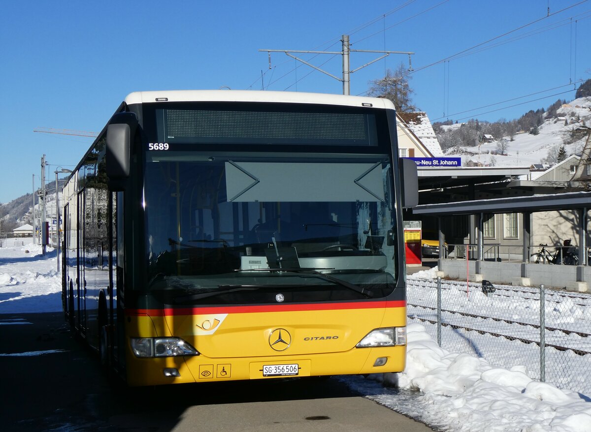 (258'684) - PostAuto Ostschweiz - SG 356'506/PID 5689 - Mercedes (ex Schmidt, Oberbren) am 13. Januar 2024 in Nesslau, Garage