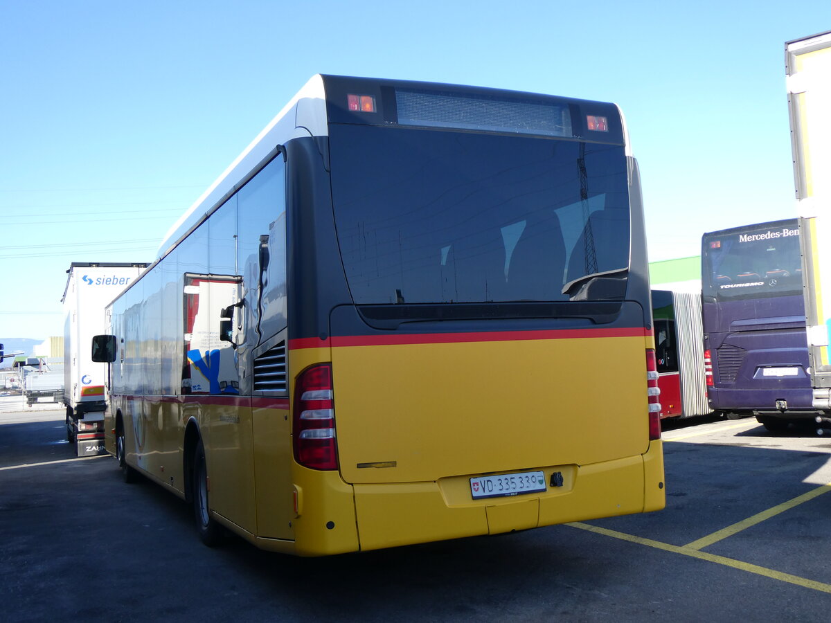 (258'788) - CarPostal Ouest - VD 335'339/PID 4644 - Mercedes am 20. Januar 2024 in Kerzers, Interbus