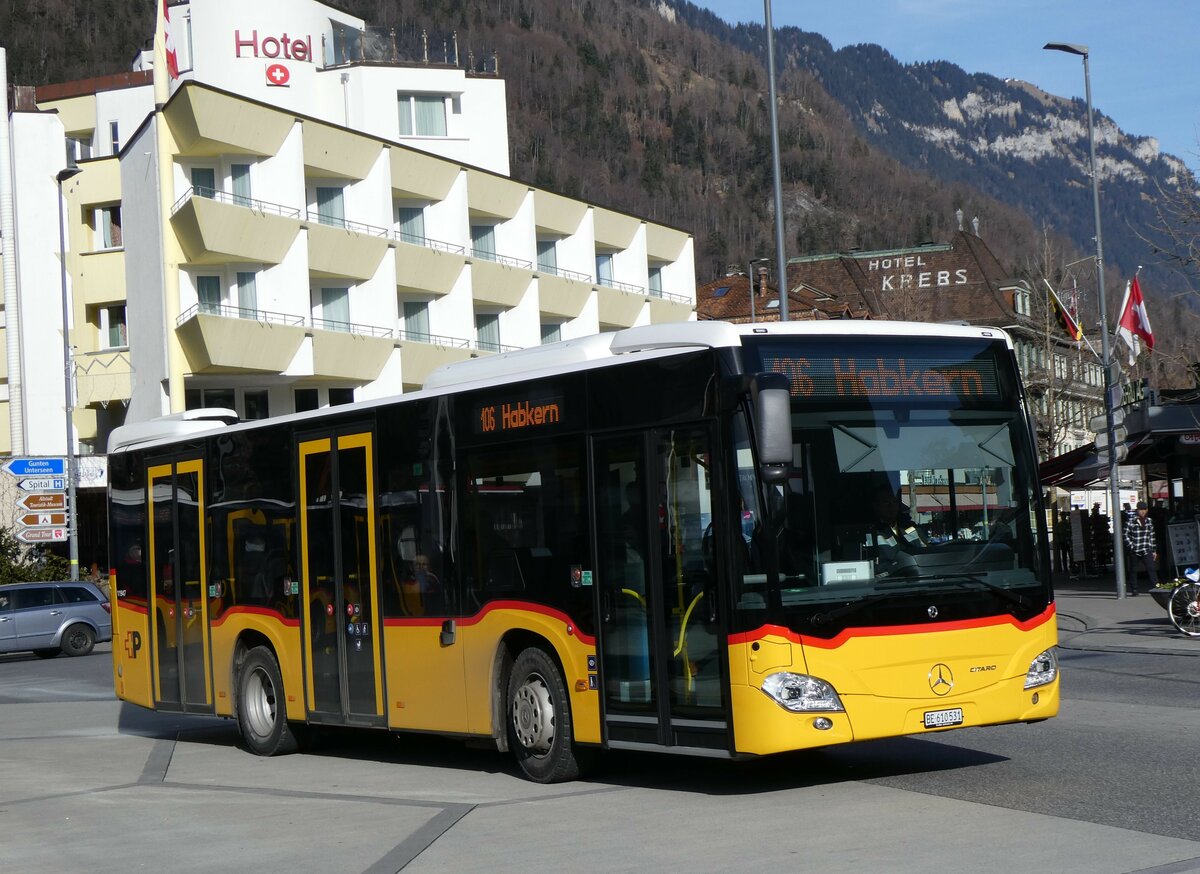 (258'988) - PostAuto Bern - BE 610'531/PID 11'947 - Mercedes am 29. Januar 2024 beim Bahnhof Interlaken West