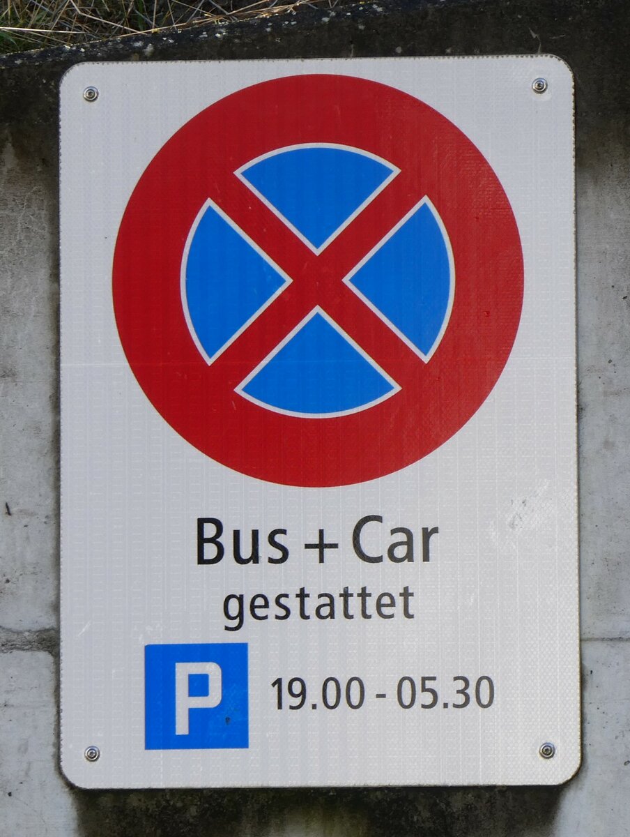 (259'307) - Bus + Car gestattet am 13. Februar 2024 in Melchtal, Dorf