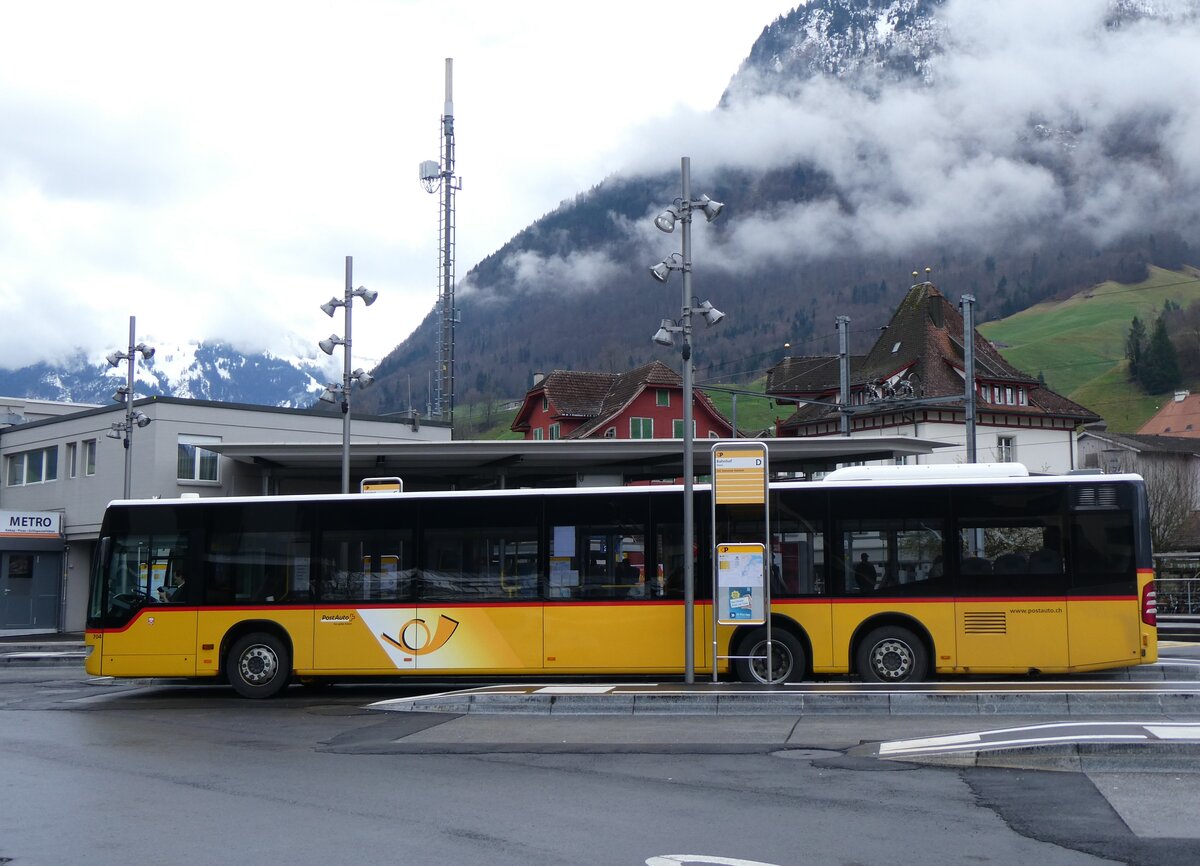 (260'313) - PostAuto Zentralschweiz - Nr. 704/NW 5219/PID 5555 - Mercedes (ex Nr. 74; ex Thepra, Stans Nr. 17) am 12. Mrz 2024 beim Bahnhof Stans