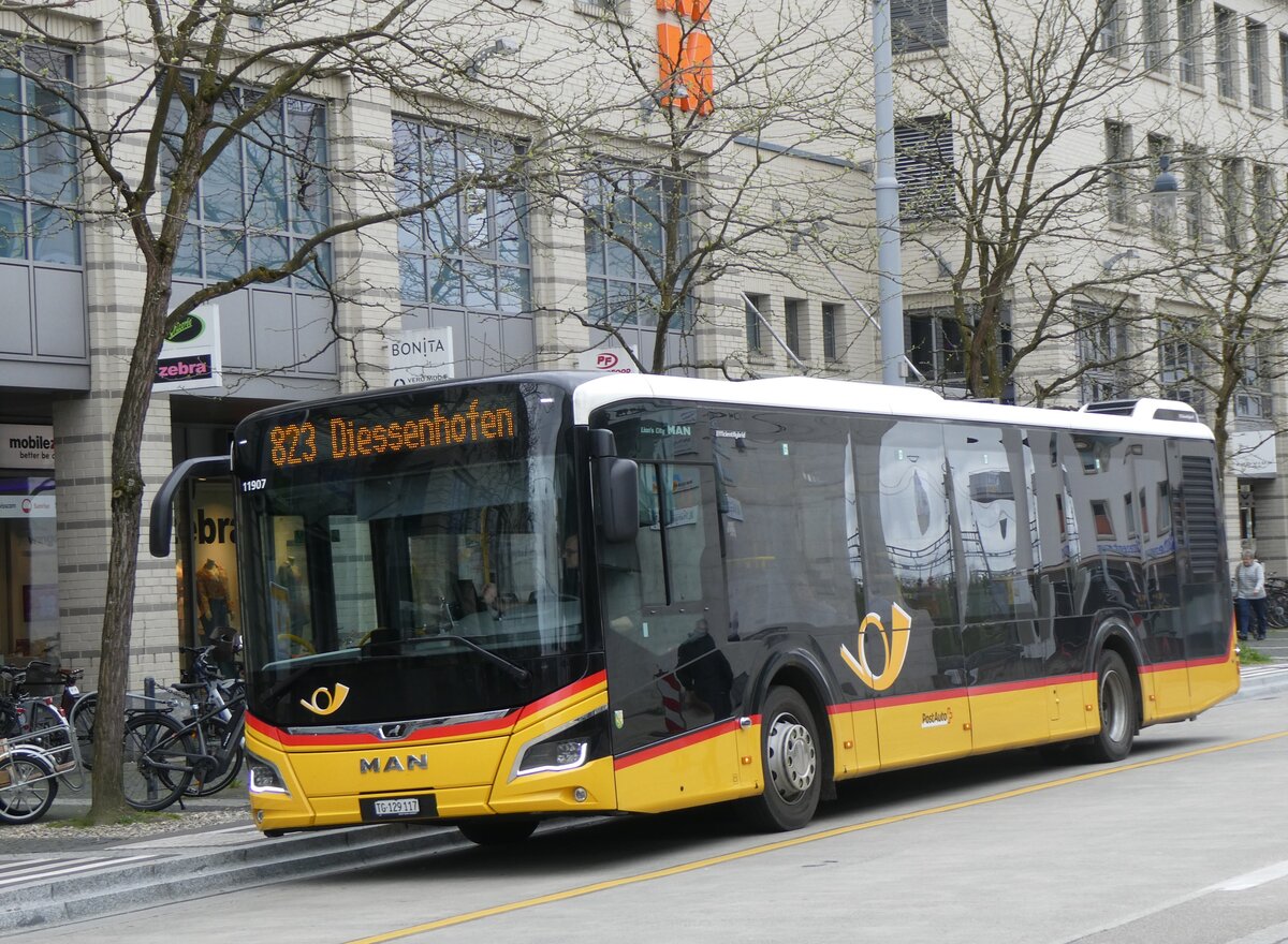 (261'125) - PostAuto Ostschweiz - TG 129'117/PID 11'907 - MAN am 9. April 2024 beim Bahnhof Frauenfeld