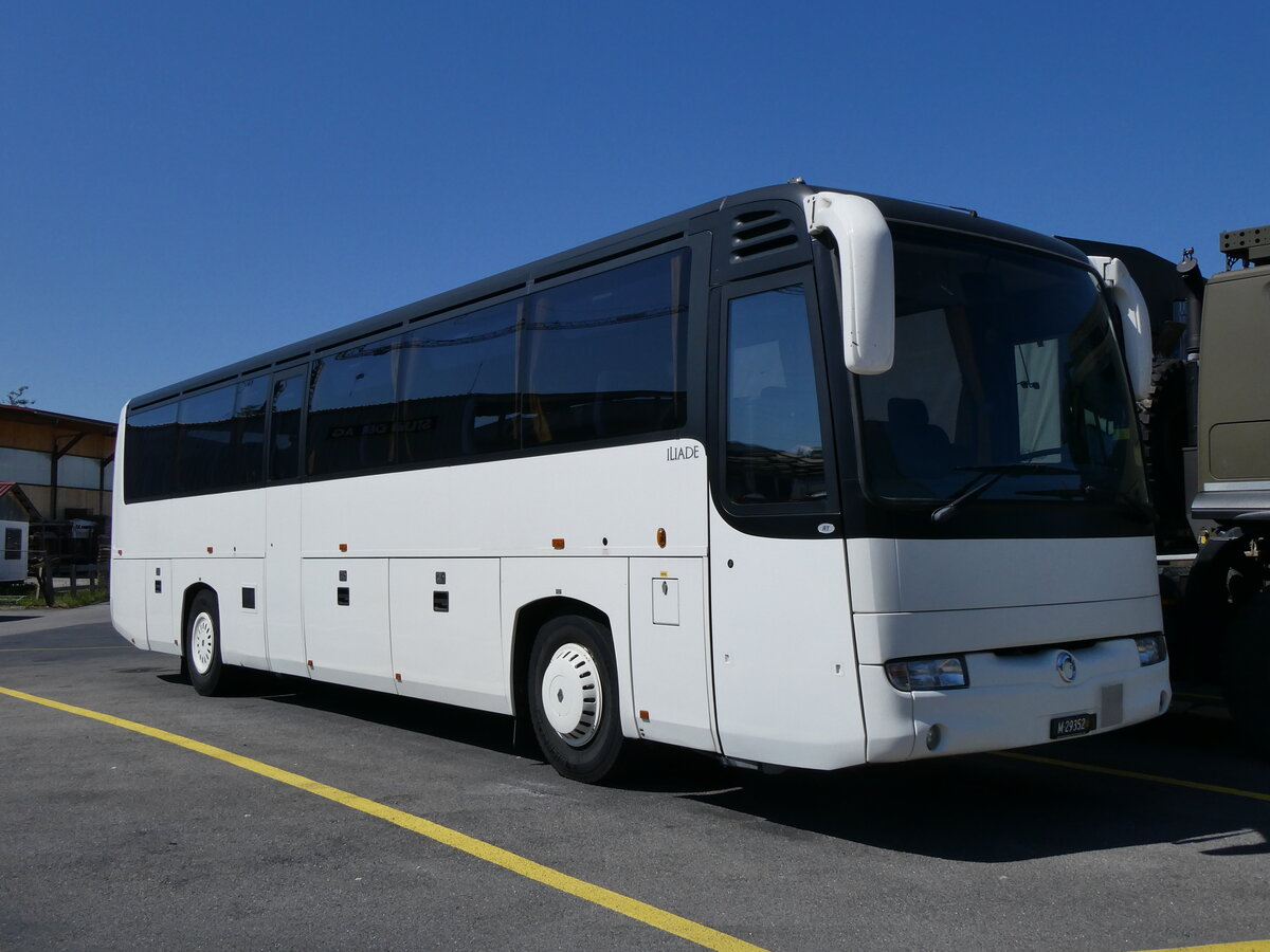 (262'281) - Schweizer Armee - M+29'352 - Irisbus am 11. Mai 2024 in Kerzers, Interbus