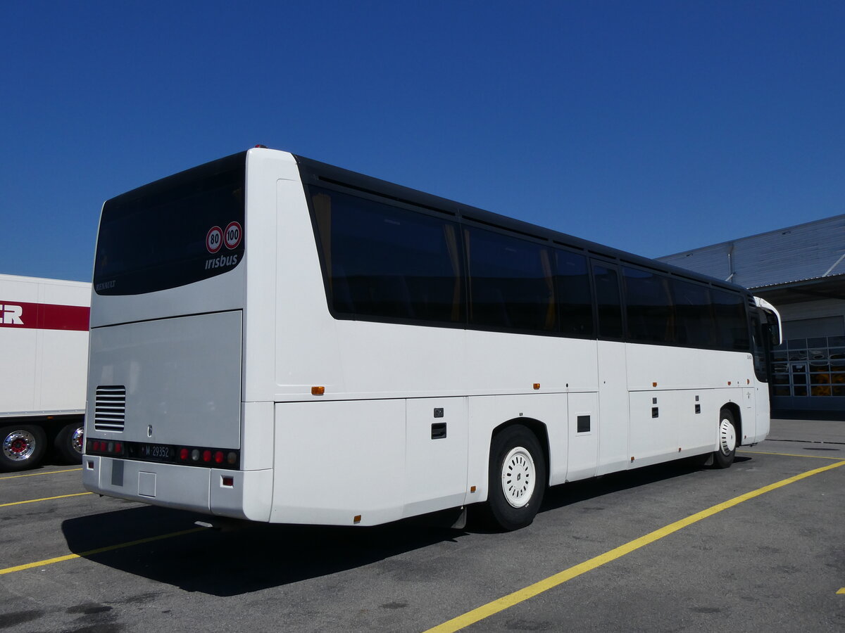 (262'282) - Schweizer, Armee - M+29'352 - Irisbus am 11. Mai 2024 in Kerzers, Interbus