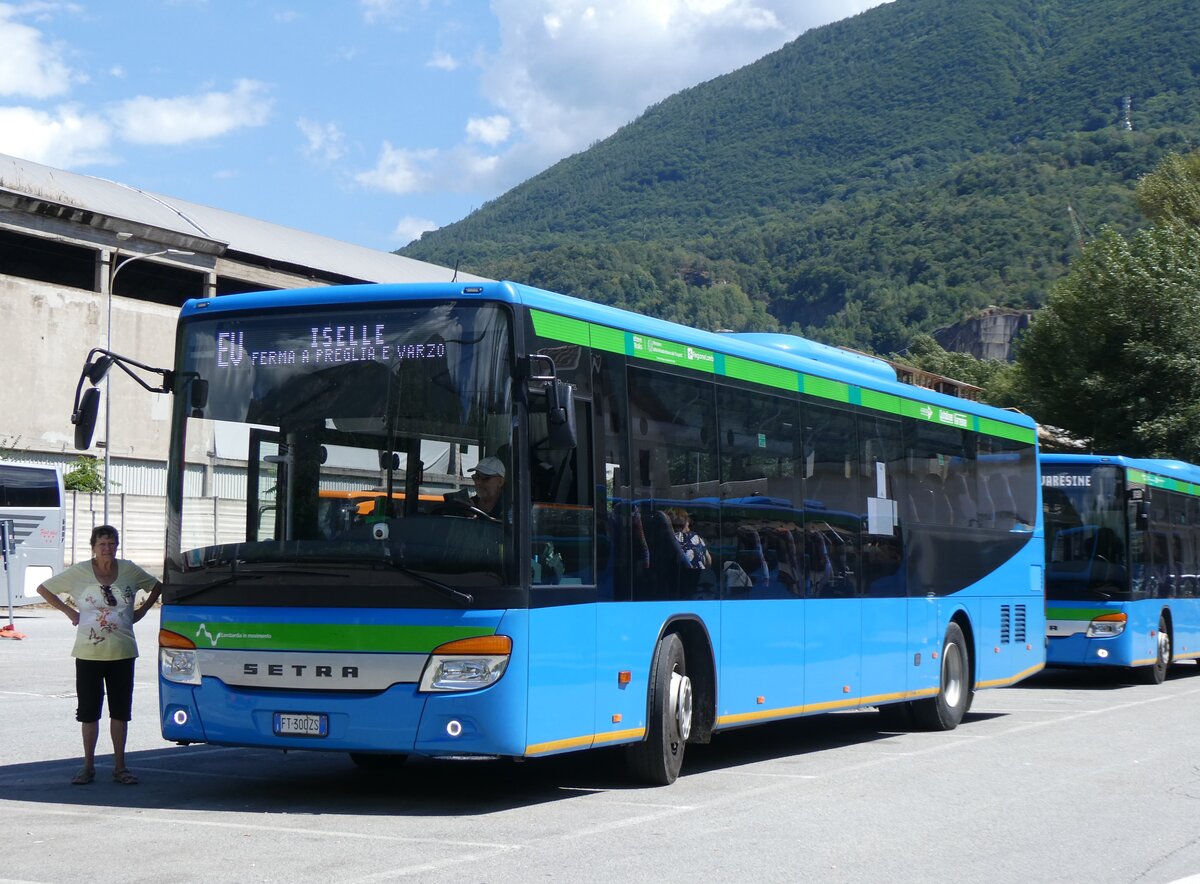 (266'061) - Autolinee Varesine, Varese - Nr. 146/FT-300 ZS - Setra am 20. August 2024 beim Bahnhof Domodossola