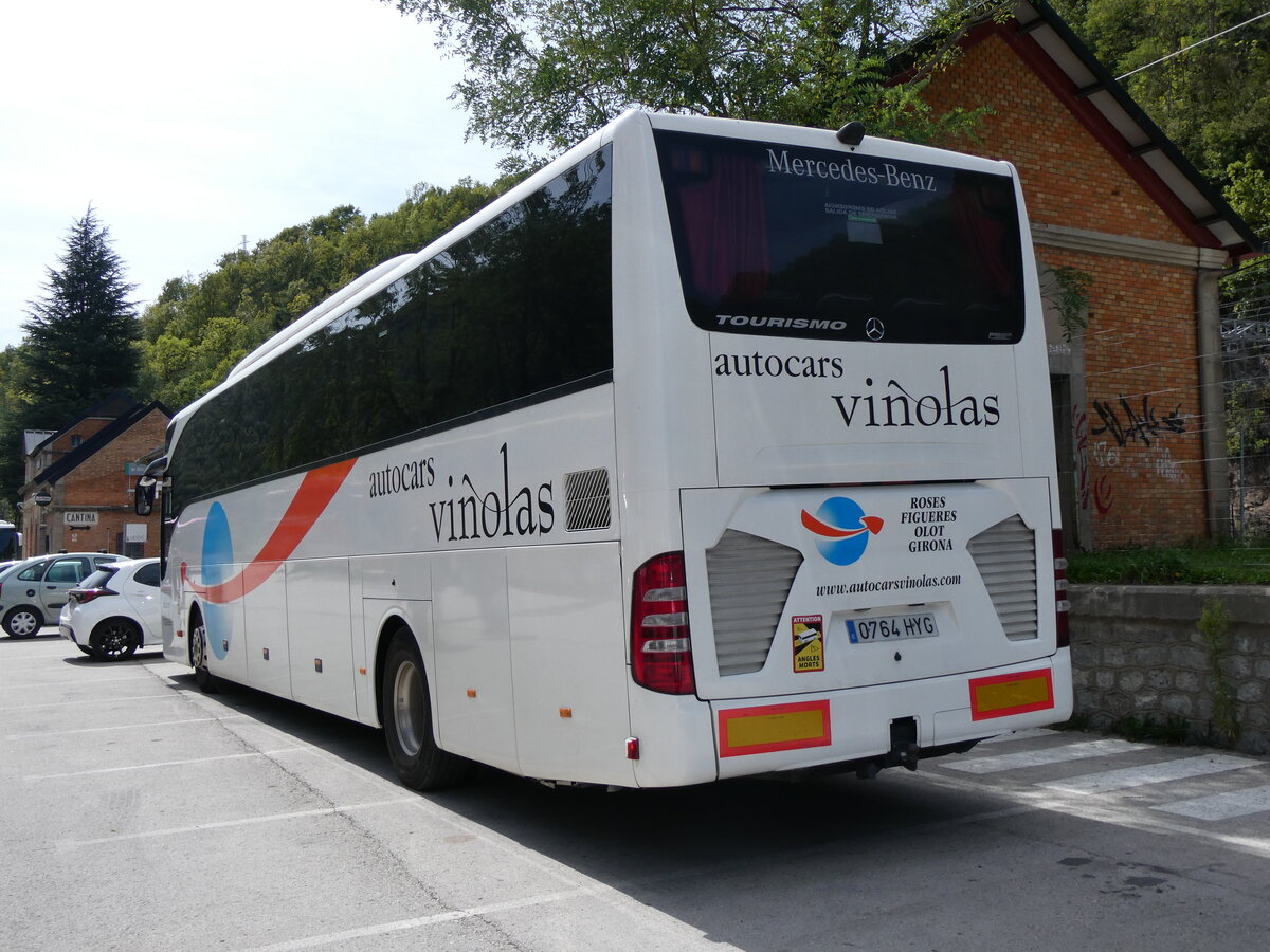 (267'074) - Vinolas, Roses - 0764 HYG - Mercedes am 16. September 2024 beim Bahnhof Ribes de Freser