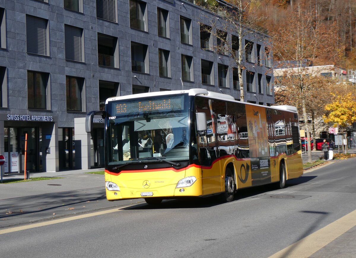 (269'155) - PostAuto Bern - BE 610'543/PID 11'687 - Mercedes am 14. November 2024 beim Bahnhof Interlaken Ost