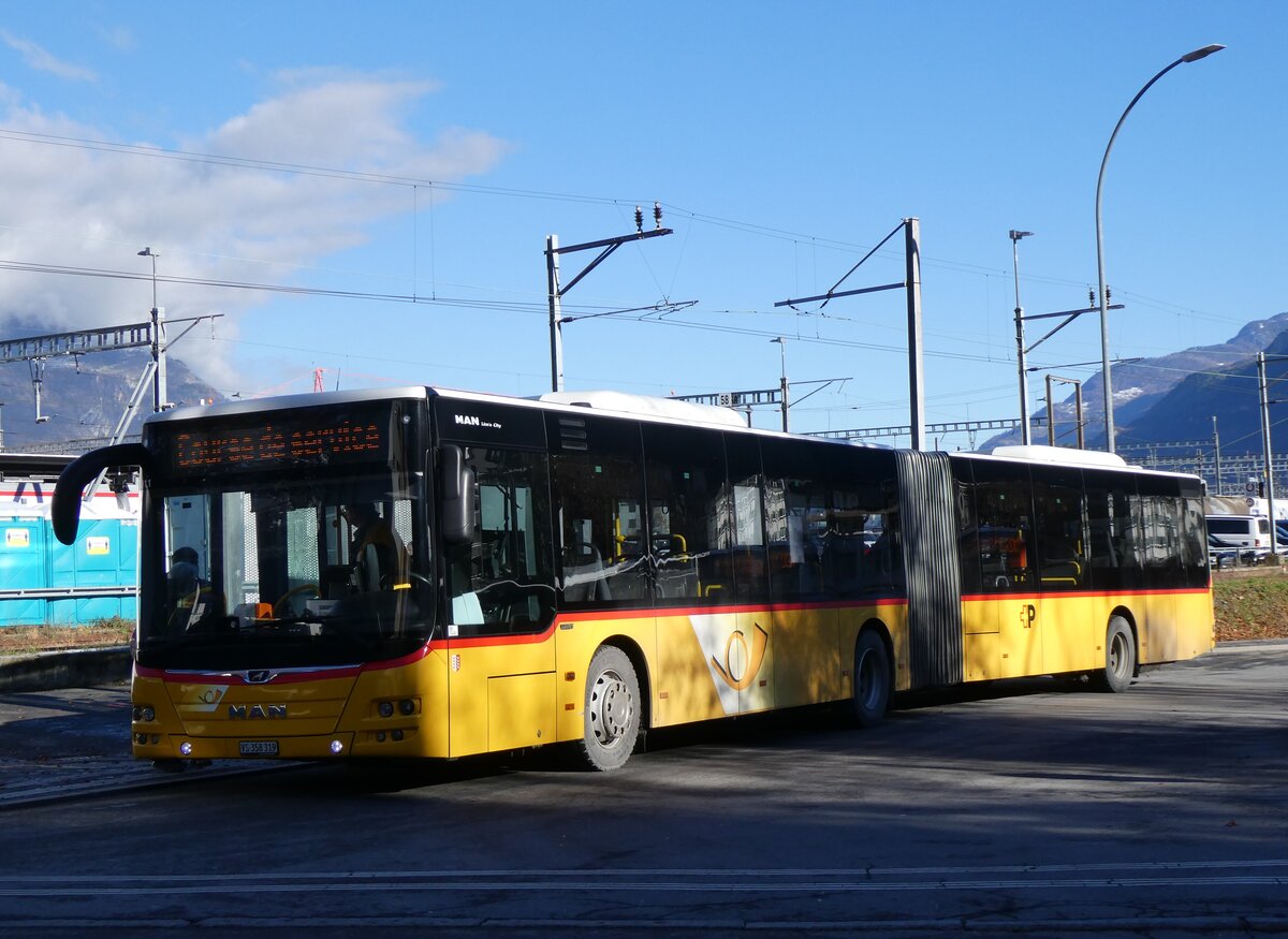 (269'457) - PostAuto Wallis - Nr. 52/VS 358'319/PID 11'211 - MAN (ex TMR Martigny Nr. 142) am 29. November 2024 beim Bahnhof Martigny