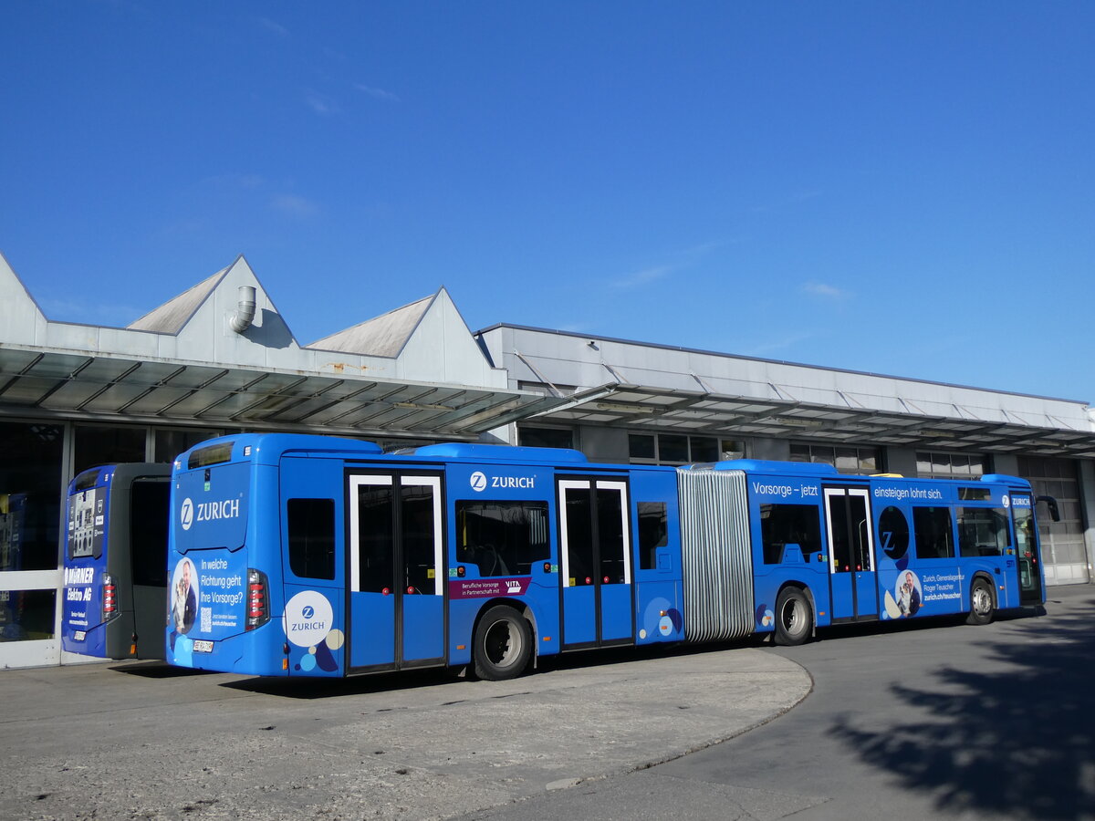 (269'585) - STI Thun - Nr. 719/BE 904'719 - Mercedes am 1. Dezember 2024 in Thun, Garage