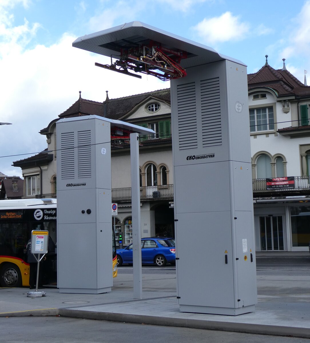 (269'629) - Ladestationen fr Elektrobusse am 6. Dezember 2024 beim Bahnhof Interlaken West