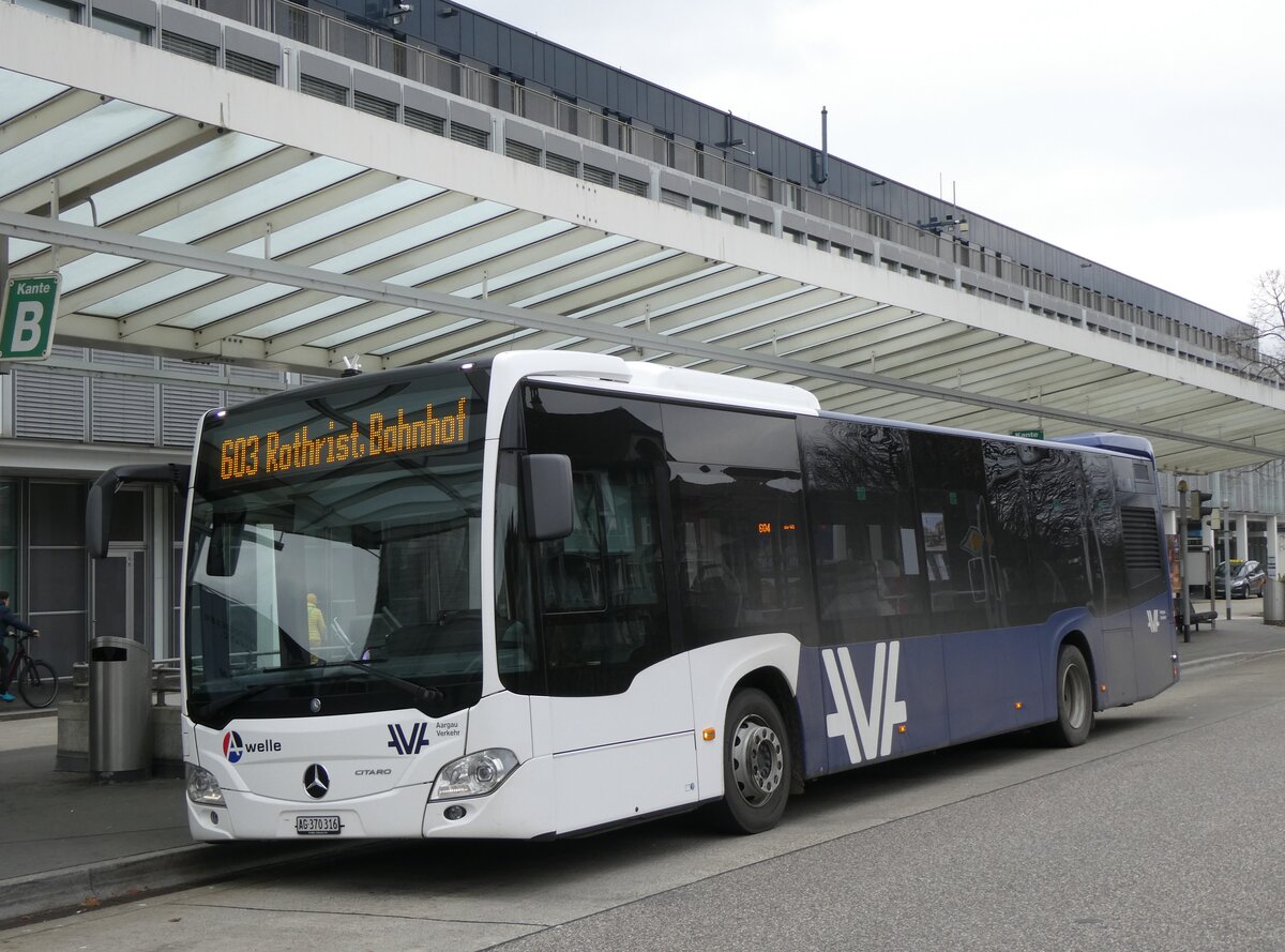 (269'734) - Limmat Bus, Dietikon - AG 370'316 - Mercedes am 10. Dezember 2024 beim Bahnhof Zofingen