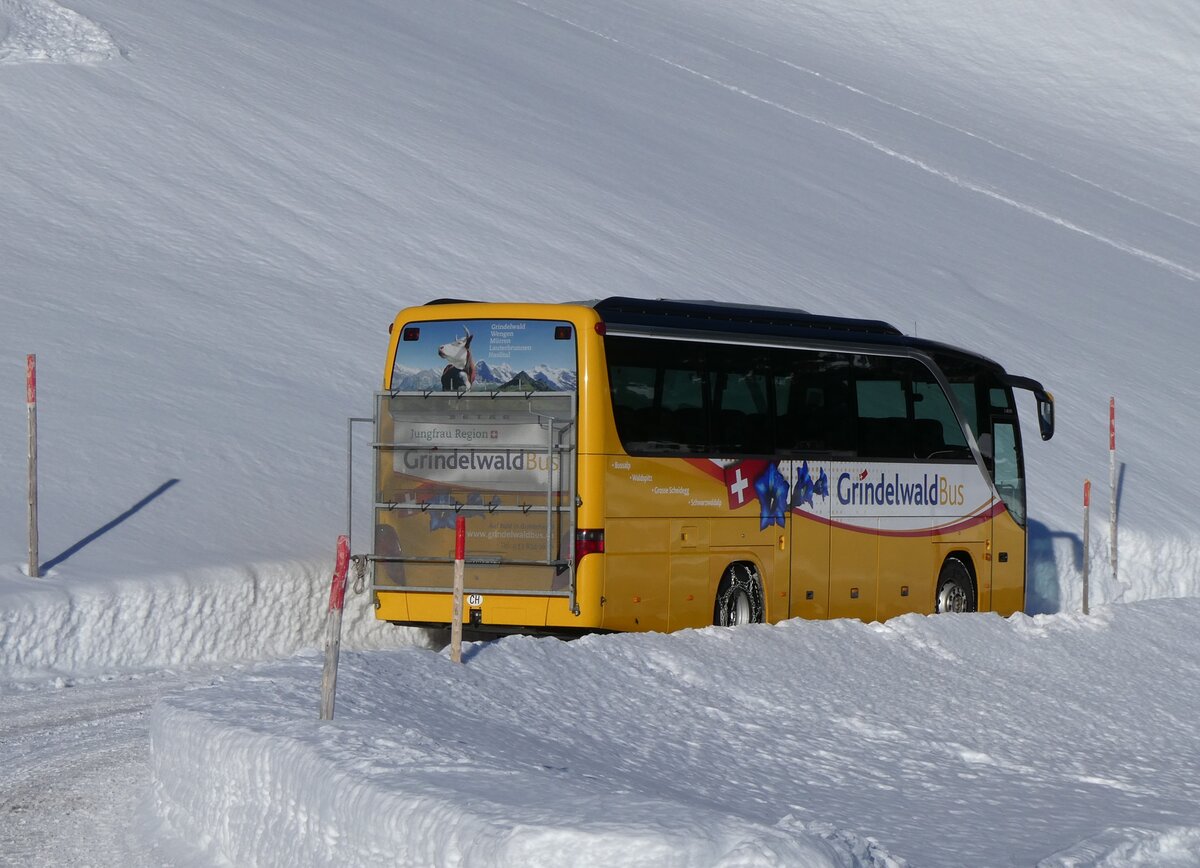 (270'382) - GrindelwaldBus, Grindelwald - Nr. 26/BE 268'737 - Setra am 29. Dezember 2024 auf der Bussalp