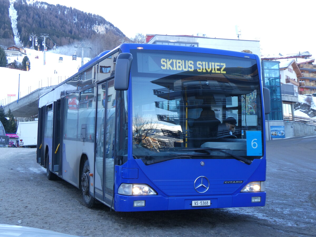 (270'509) - Lathion, Sion - Nr. 11/VS 5368 - Mercedes (ex VZO Grningen Nr. 74) am 1. Januar 2025 in Haute-Nendaz, Tlcabine