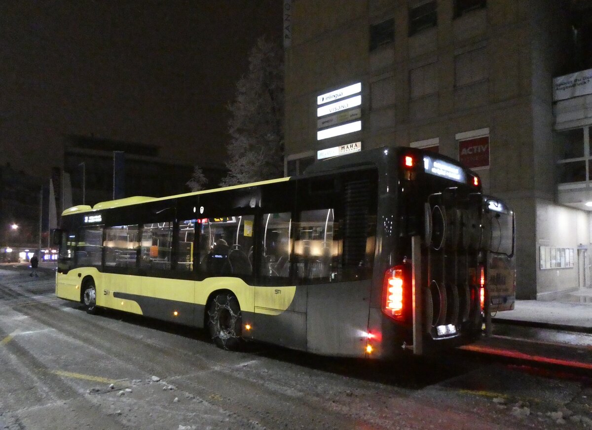 (270'811) - STI Thun - Nr. 415/BE 106'415 - Mercedes am 11. Januar 2025 beim Bahnhof Thun