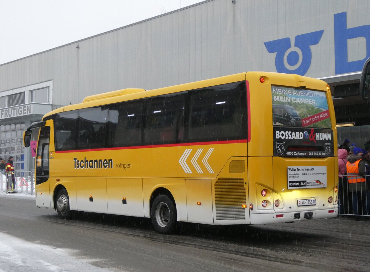 (270'857) - Tschannen, Zofingen - Nr. 16/AG 7755 - Temsa am 11. Januar 2025 beim Bahnhof Frutigen