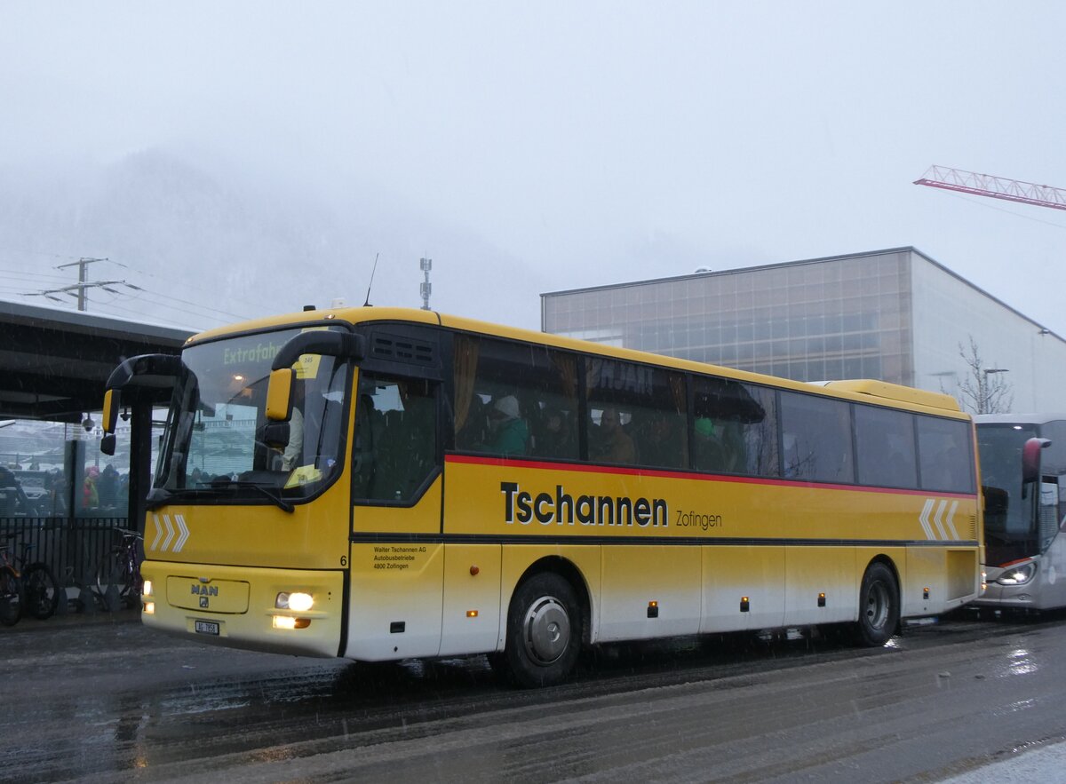 (270'865) - Tschannen, Zofingen - Nr. 6/AG 7858 - MAN (ex STI Thun Nr. 39) am 11. Januar 2025 beim Bahnhof Frutigen