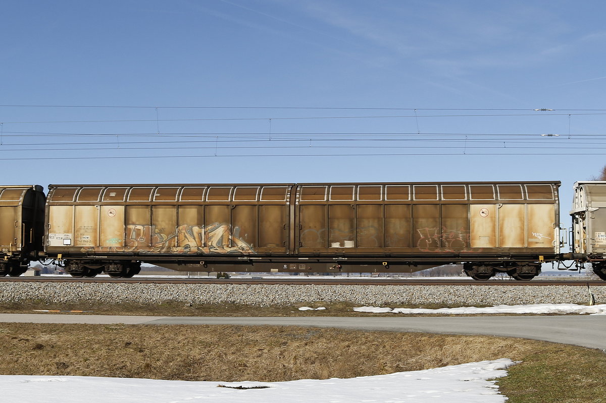 2742 044 (Habbiins) am 16. Februar 2019 bei �bersee.