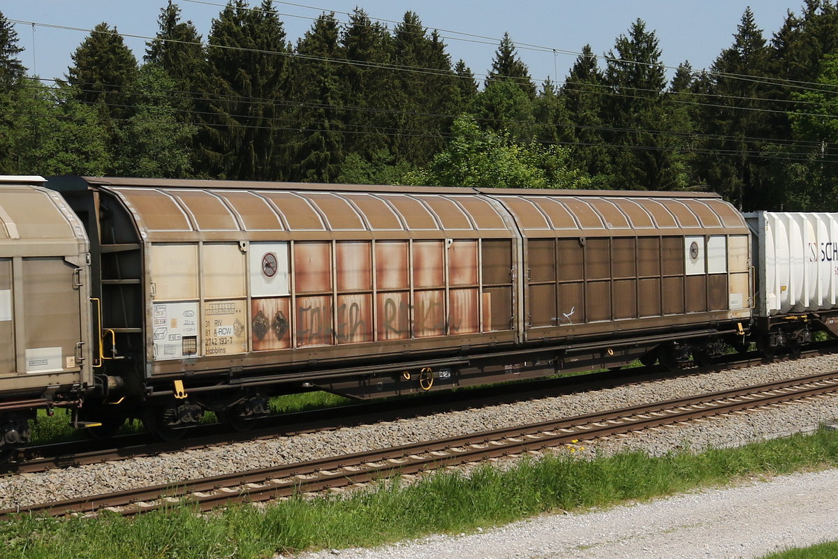 2742 193 (Habbiins) am 19. Mai 2020 bei Grabenst�tt.