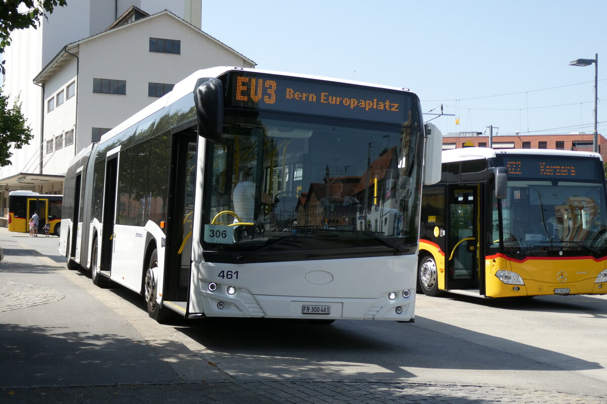 (278'873) - Intertours, Domdidier - Nr. 461/FR 300'461 - Solaris (ex PostBus/A BD 15'719) am 15. August 2025 beim Bahnhof Ddingen
