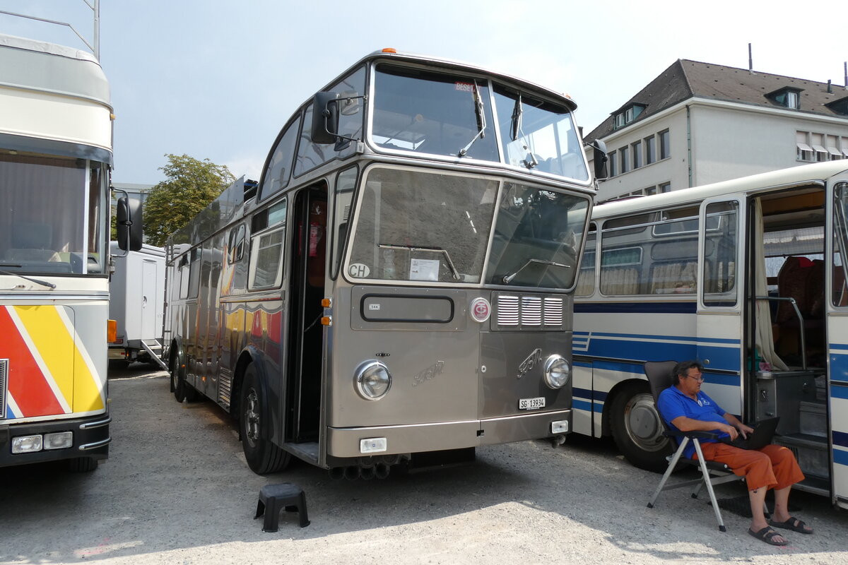 (279'012) - Schneider, Schmerikon - SG 13'934 - FBW/T�scher Hochlenker (ex Basler, Hofstetten; ex VBZ Z�rich Nr. 244) am 16. August 2025 in Solothurn, Baseltor             