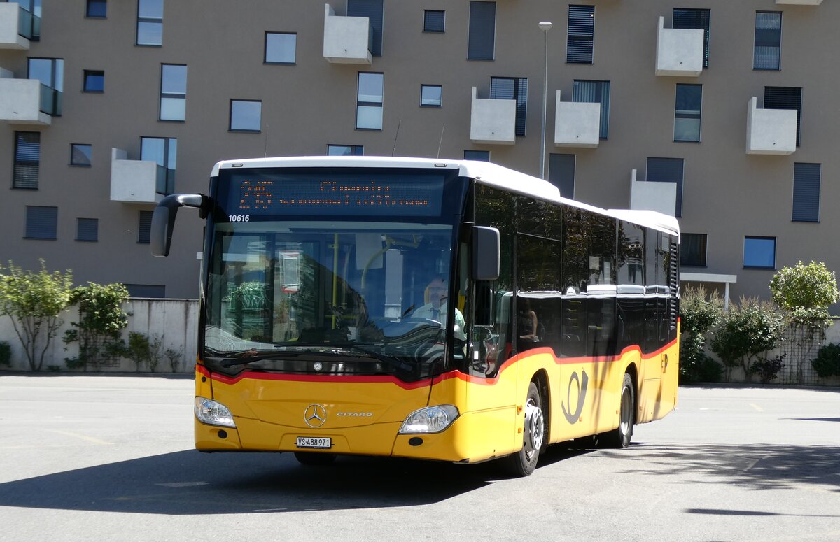 (279'994) - PostAuto Wallis - Nr. 45/VS 488'971/PID 10'616 - Mercedes am 6. September 2025 beim Bahnhof Martigny