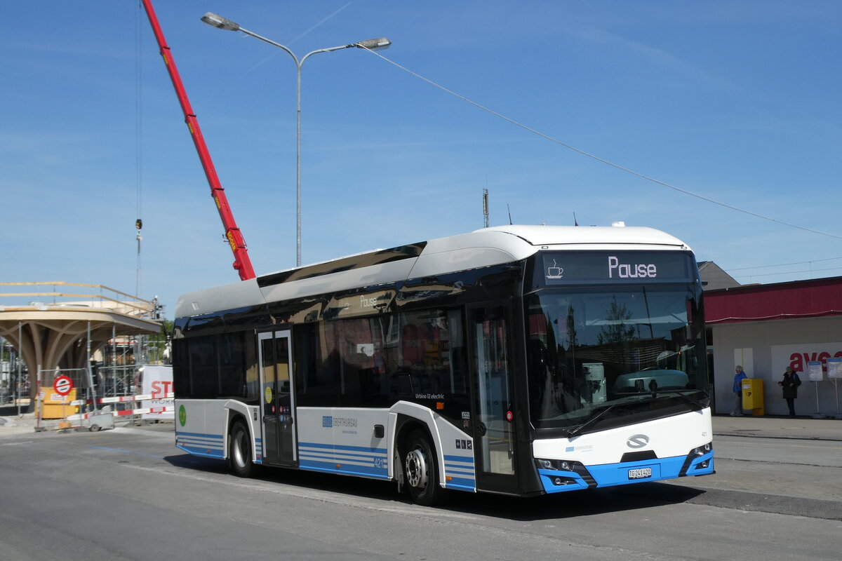 (287'122) - BOTG Amriswil - Nr. 421/TG 241'420 - eSolaris am 21. Mai 2026 beim Bahnhof Amriswil