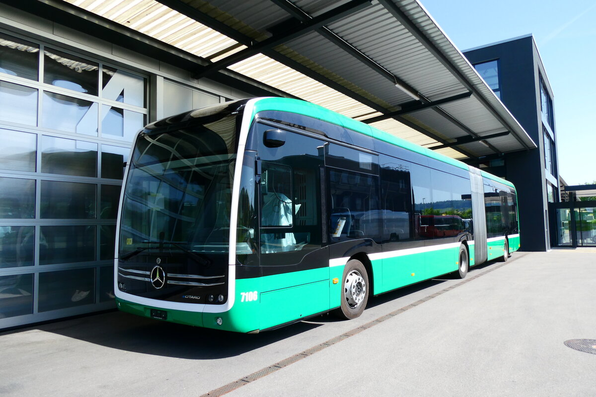 (287'302) - BB Basel - Nr. 7106 - eMercedes am 25. Mai 2026 in Winterthur, Daimler Buses