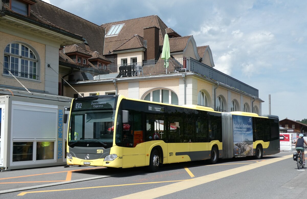 (287'545) - STI Thun - Nr. 705/BE 754'705 - Mercedes am 31. Mai 2026 beim Bahnhof Spiez